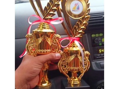 Piala Juara 1 Lomba Karate SMK tingkat Kabupaten dan Juara 3 Voli Putra Berhasil diraih SMK TAMTAMA 