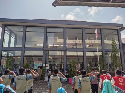 Jajaran Guru SMK Tamtama 2 Sidareja mengikuti apel tiga pilar di SMK Tamtama 2 Sidareja