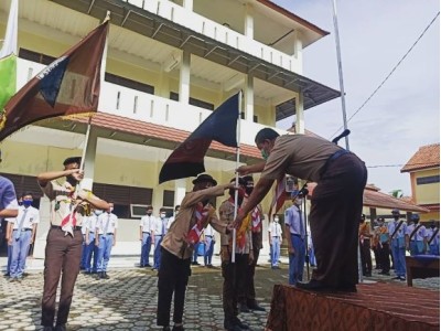 Sertijab OSIS dan Ambalan 2021