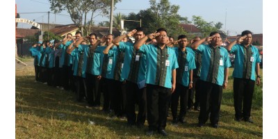 Guru dan karyawan