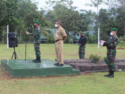 Upacara Pembukaan LDKK di Markas Kipan C Yonif 405/SK